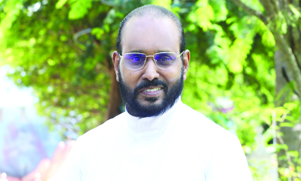 ആത്മീയതയും സാമൂഹ്യ പ്രതിബദ്ധതയും സമന്വയിപ്പിച്ച, ഫാ. ജോണ്സണ് പങ്കേത്തിന്റെ സേവന ജീവിതം