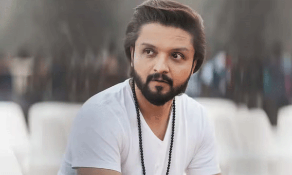 '' രാജേഷ് ഇപ്പോഴും കിടപ്പിലാണ്, തെറാപ്പിയുടെ ഭാഗമായി എഴുന്നേല്‍പ്പിച്ച് നിര്‍ത്തുന്നുണ്ട്, കൈ കാലുകളുടെ ചലനവും മെച്ചമാകുന്നുണ്ട് '' 
