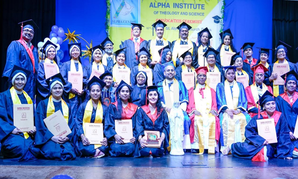 ആൽഫ ഇൻസ്റ്റിറ്റ്യൂട്ട് ഓഫ് തിയോളജി ആൻഡ് സയൻസസ് ബിരുദദാന സമ്മേളനം ഡാളസിൽ നടന്നു.
