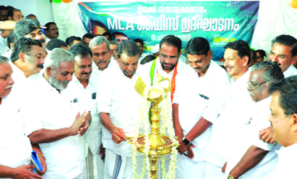 ഇടുക്കിയുടെ വികസനത്തിന്‌ 
ശ്രദ്ധ നല്‍കും: തിരുവഞ്ചൂര്‍