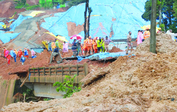 കള്ളാടി ദുരന്തം: അനാസ്‌ഥയുണ്ടെന്ന ആരോപണം അന്വേഷിക്കണമെന്ന്‌ മനുഷ്യവകാശ കമ്മിഷന്‍