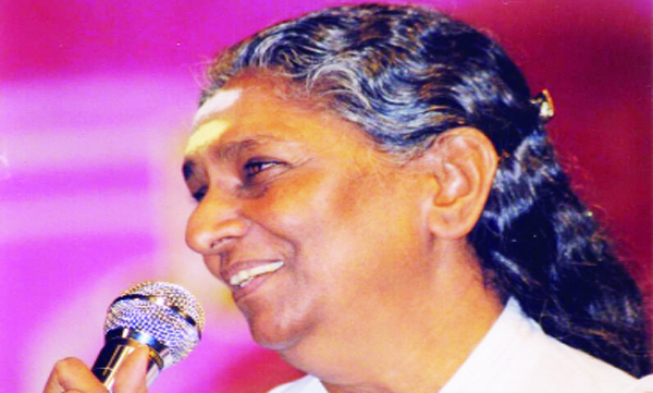 പാട്ടിന്റെ തേനും വയമ്പും