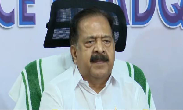 ലഹരിമാഫിയ തന്ത്രങ്ങള്‍ മാറ്റുന്നെന്ന്‌ ചെന്നിത്തല;  തൂഫാനില്‍ ഇതുവരെ അറസ്‌റ്റ്‌ 6632, പോലീസ്‌ സ്‌റ്റേഷനുകള്‍ക്ക്‌ ഇനി ഒരേനിറം